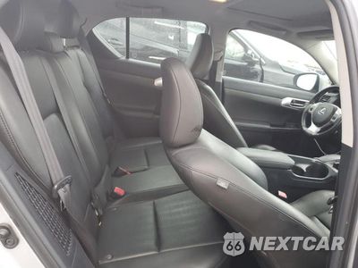 Zdjęcie 10 z 12 samochodu: 2012 LEXUS CT 200 VIN:JTHKD5BH7C2070020 - miniatura