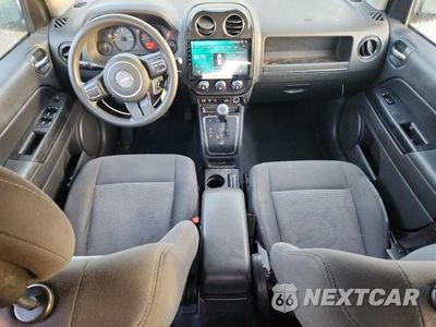 Zdjęcie 8 z 12 samochodu: 2012 JEEP COMPASS VIN:1C4NJDAB3CD583848 - miniatura