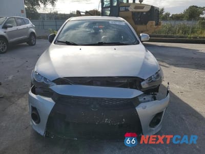 Piąte zdjęcie samochodu w środku: 2016 MITSUBISHI LANCER GT VIN:JA32U8FW5GU012833 - miniatura