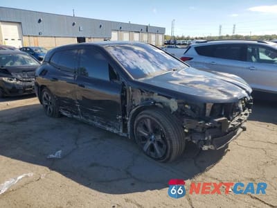 Czwarte zdjęcie samochodu z boku: 2024 BMW IX M60 VIN:WB533CF09RCR28118 - miniatura