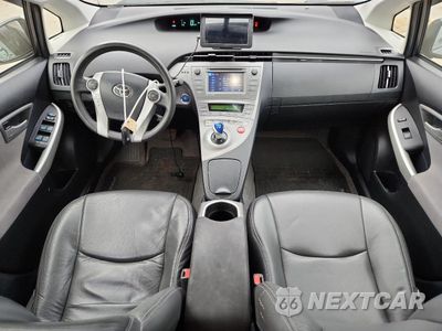 Zdjęcie 8 z 12 samochodu: 2014 TOYOTA PRIUS VIN:JTDKN3DU7E0373701 - miniatura