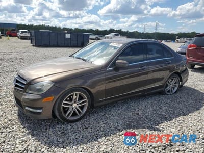 2014 MERCEDES-BENZ C 250 WDDGF4HBXER309719 - główne zdjęcie licytacji z USA - miniatura