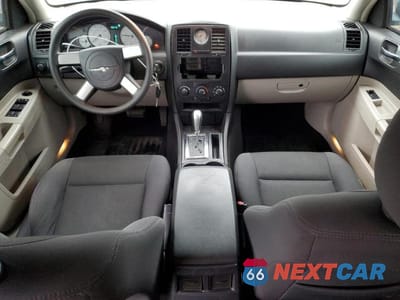 Zdjęcie 8 z 11 samochodu: 2007 CHRYSLER 300 VIN:2C3KA43R97H720317 - miniatura