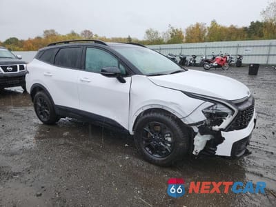 Czwarte zdjęcie samochodu z boku: 2025 KIA SPORTAGE X-PRO VIN:5XYK7CDFXSG324896 - miniatura