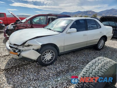 1996 TOYOTA CAMRY LE JT2BF12K9T0134918 - główne zdjęcie licytacji z USA - miniatura