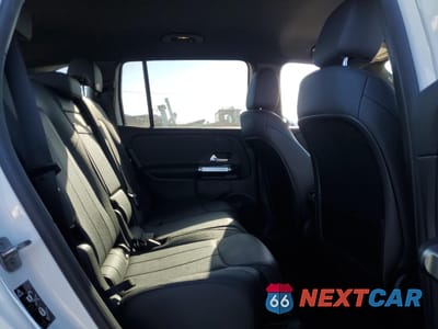 Zdjęcie 11 z 14 samochodu: 2023 MERCEDES-BENZ EQB 300 4MATIC VIN:W1N9M0KB9PN068331 - miniatura