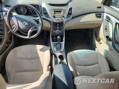 Zdjęcie 8 z 12 samochodu: 2016 HYUNDAI ELANTRA SE VIN:5NPDH4AEXGH717885 - miniatura
