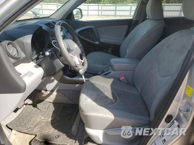 Zdjęcie 7 z 12 samochodu: 2010 TOYOTA RAV4 VIN:JTMBF4DV7AD038369 - miniatura