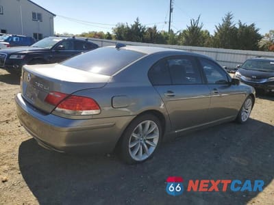 Trzecie zdjęcie samochodu z tyłu: 2007 BMW 750 VIN:WBAHN83507DT66437 - miniatura