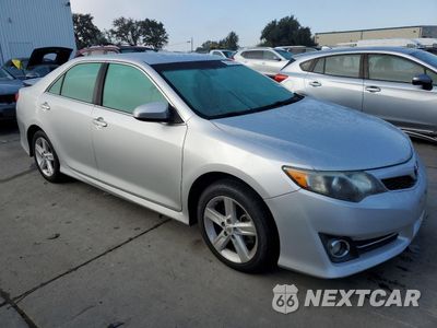 Czwarte zdjęcie samochodu z boku: 2014 TOYOTA CAMRY L VIN:4T1BF1FK3EU403410 - miniatura