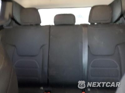 Zdjęcie 10 z 14 samochodu: 2020 JEEP RENEGADE LATITUDE VIN:ZACNJAB14LPK91306 - miniatura