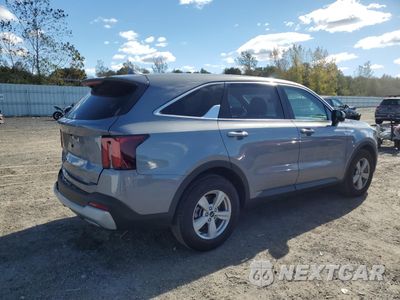 Trzecie zdjęcie samochodu z tyłu: 2025 KIA SORENTO LX VIN:5XYRG4JC3SG339562 - miniatura