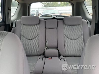 Zdjęcie 10 z 13 samochodu: 2007 TOYOTA RAV4 VIN:JTMBD33V776052139 - miniatura