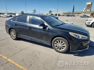 Czwarte zdjęcie samochodu z boku: 2019 HYUNDAI SONATA SE VIN:5NPE24AFXKH740509 - miniatura