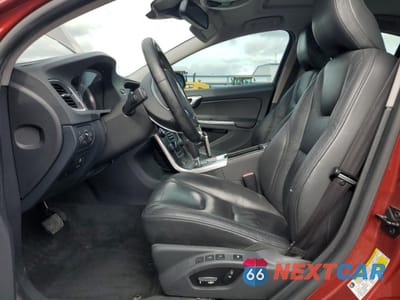 Zdjęcie 7 z 14 samochodu: 2011 VOLVO S60 T6 VIN:YV1902FH7B2014740 - miniatura