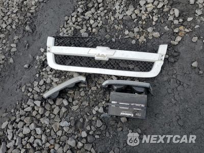 Zdjęcie 12 z 13 samochodu: 2003 CHEVROLET SILVERADO K2500 HEAVY DUTY VIN:1GCHK29183E156069 - miniatura