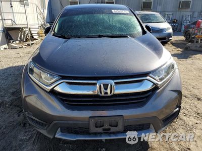 Piąte zdjęcie samochodu w środku: 2017 HONDA CR-V LX VIN:2HKRW5H37HH402579 - miniatura