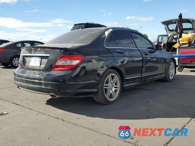 Trzecie zdjęcie samochodu z tyłu: 2010 MERCEDES-BENZ C 350 VIN:WDDGF5GB9AF463602 - miniatura