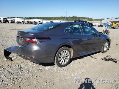 Trzecie zdjęcie samochodu z tyłu: 2023 TOYOTA CAMRY LE VIN:4T1C11AK7PU742135 - miniatura
