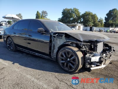 Czwarte zdjęcie samochodu z boku: 2025 BMW 740 I VIN:WBA23EH07SCU53869 - miniatura