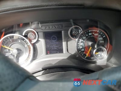 Zdjęcie 9 z 13 samochodu: 2021 RAM 2500 BIG HORN CREW C VIN:3C6UR5DL8MG627661 - miniatura