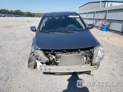 Piąte zdjęcie samochodu w środku: 2019 NISSAN VERSA S VIN:3N1CN7AP2KL831978 - miniatura