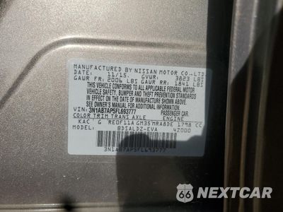 Zdjęcie 13 z 15 samochodu: 2015 NISSAN SENTRA S VIN:3N1AB7AP5FL693777 - miniatura