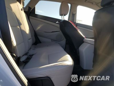 Zdjęcie 11 z 15 samochodu: 2021 HYUNDAI TUCSON LIMITED VIN:KM8J33A45MU388089 - miniatura