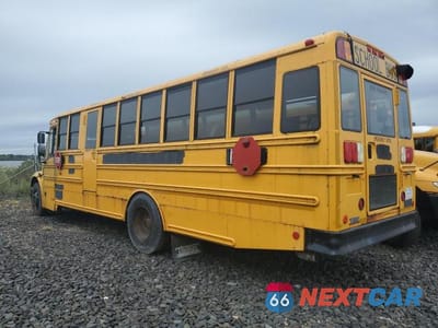 Trzecie zdjęcie samochodu z tyłu: 2009 THOMAS SAF-T-LINER C2 - SCHOOL BUS VIN:4UZABRDJ19CAH1204 - miniatura