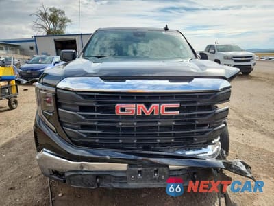 Piąte zdjęcie samochodu w środku: 2025 GMC SIERRA K1500 VIN:1GTPUAEK3SZ210822 - miniatura
