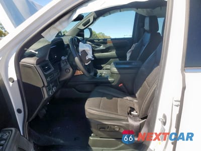 Zdjęcie 7 z 13 samochodu: 2024 CHEVROLET SUBURBAN K1500 HIGH COUNTRY VIN:1GNSKGKT4RR191893 - miniatura