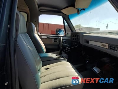 Zdjęcie 10 z 12 samochodu: 1984 GMC JIMMY K1500 VIN:1G5EK18H2EF513682 - miniatura