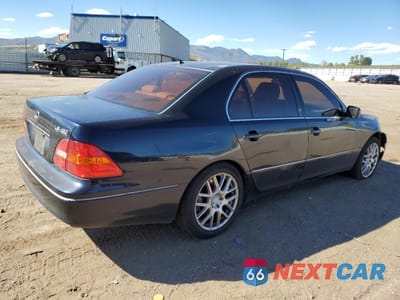 Trzecie zdjęcie samochodu z tyłu: 2003 LEXUS LS 430 VIN:JTHBN30F230116304 - miniatura