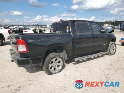 Trzecie zdjęcie samochodu z tyłu: 2020 RAM 1500 VIN:1C6SRFFT7LN415852 - miniatura