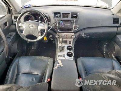 Zdjęcie 8 z 15 samochodu: 2013 TOYOTA HIGHLANDER BASE VIN:5TDBK3EH0DS250862 - miniatura