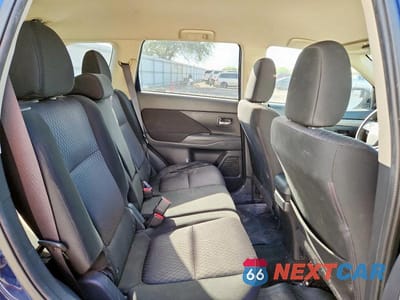 Zdjęcie 11 z 12 samochodu: 2014 MITSUBISHI OUTLANDER ES VIN:JA4AD2A37EZ015282 - miniatura