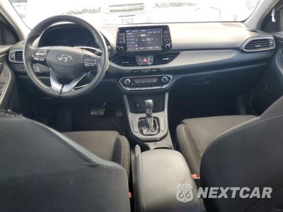 Zdjęcie 8 z 15 samochodu: 2018 HYUNDAI ELANTRA GT VIN:KMHH35LEXJU063854 - miniatura