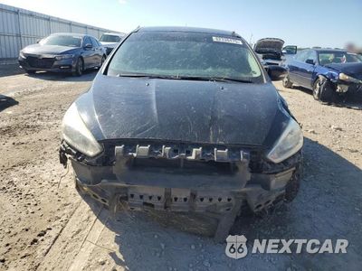 Piąte zdjęcie samochodu w środku: 2016 FORD FOCUS SE VIN:1FADP3F22GL301407 - miniatura