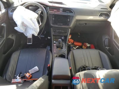 Zdjęcie 8 z 14 samochodu: 2022 VOLKSWAGEN TIGUAN SE R-LINE BLACK VIN:3VVCB7AXXNM000959 - miniatura