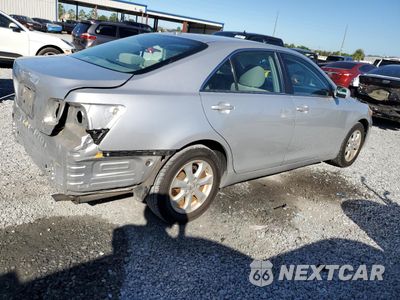 Trzecie zdjęcie samochodu z tyłu: 2011 TOYOTA CAMRY BASE VIN:4T4BF3EK8BR192333 - miniatura