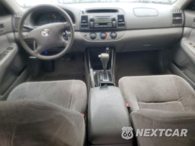 Zdjęcie 8 z 14 samochodu: 2003 TOYOTA CAMRY LE VIN:JTDBE32KX30239408 - miniatura