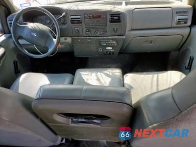 Zdjęcie 8 z 12 samochodu: 2006 FORD F350 SRW SUPER DUTY VIN:1FTWW31P86EC45968 - miniatura