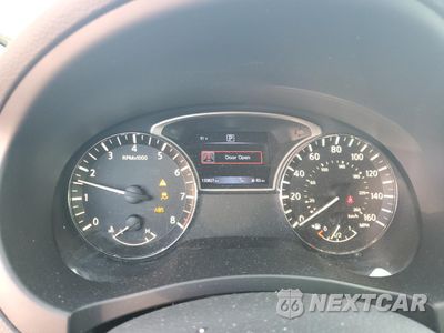 Zdjęcie 9 z 14 samochodu: 2017 NISSAN ALTIMA 2.5 VIN:1N4AL3AP4HC246686 - miniatura