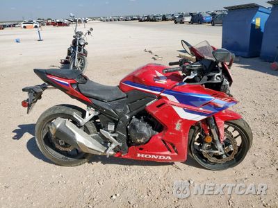 2025 HONDA CBR500 RA MLHPC7052S5100517 - główne zdjęcie licytacji z USA - miniatura
