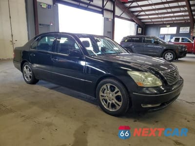 Czwarte zdjęcie samochodu z boku: 2005 LEXUS LS 430 VIN:JTHBN36F450173792 - miniatura