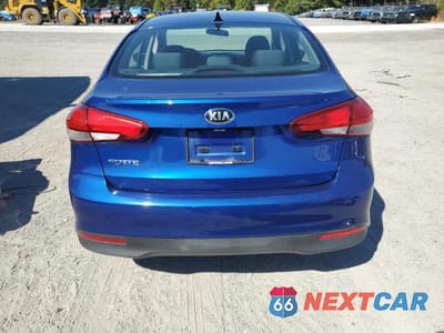 Zdjęcie 6 z 13 samochodu: 2017 KIA FORTE VIN:3KPFL4A72HE069960 - miniatura