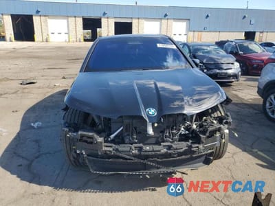 Piąte zdjęcie samochodu w środku: 2024 BMW IX M60 VIN:WB533CF09RCR28118 - miniatura