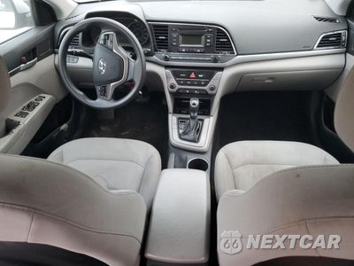 Zdjęcie 8 z 15 samochodu: 2017 HYUNDAI ELANTRA SE VIN:5NPD74LF4HH126977 - miniatura