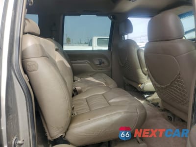 Zdjęcie 11 z 14 samochodu: 1999 CHEVROLET SUBURBAN K1500 VIN:3GNFK16R7XG129897 - miniatura