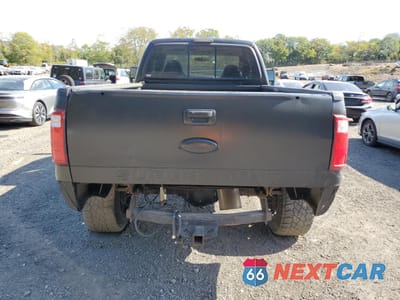 Zdjęcie 6 z 12 samochodu: 2001 FORD F250 SUPER DUTY VIN:1FTSX21P46EB76055 - miniatura